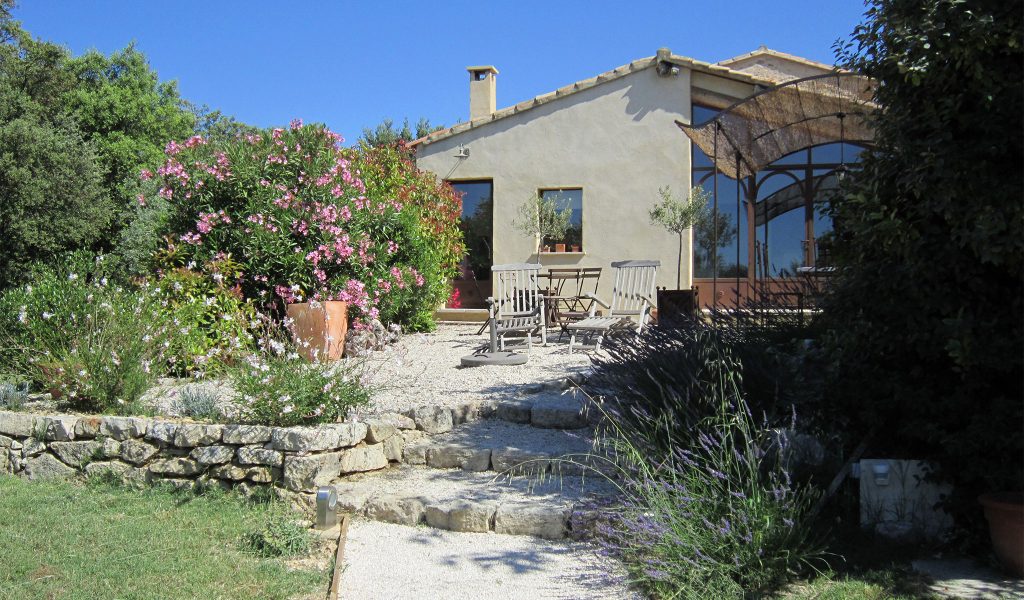 Luxury holiday homes to rent Provence Alpes Cote D'Azur