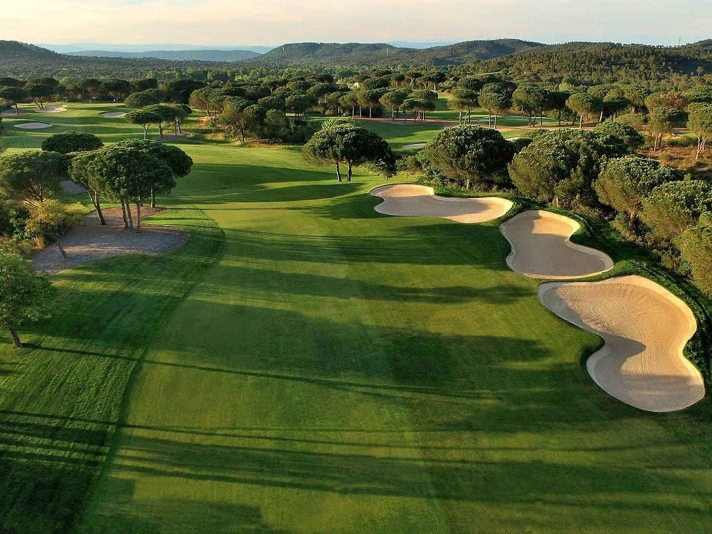places-to-visit-in-provence-Golf